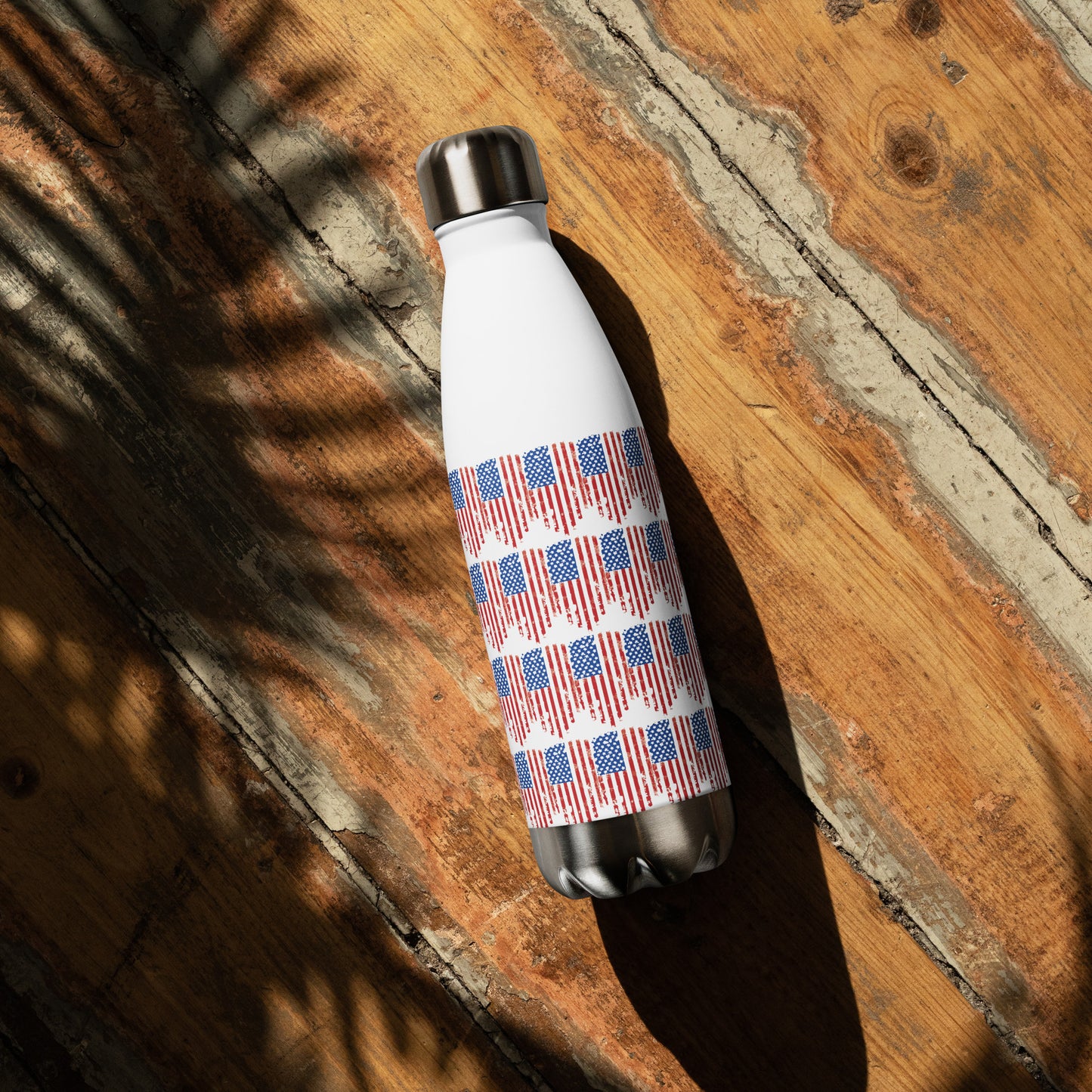 Tattered U.S Flag- Stainless steel water bottle